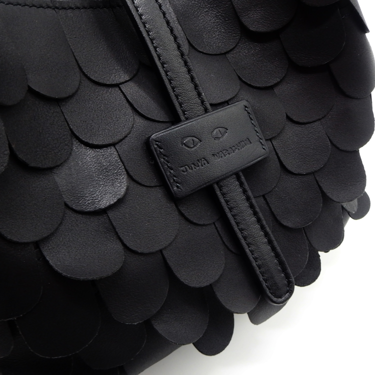 JUNYA WARASHINA (ジュンヤ・ワラシナ)「Ohagi, mop （オハギ, モップ）」ハンドバッグ 黒 ラムレザーの画像