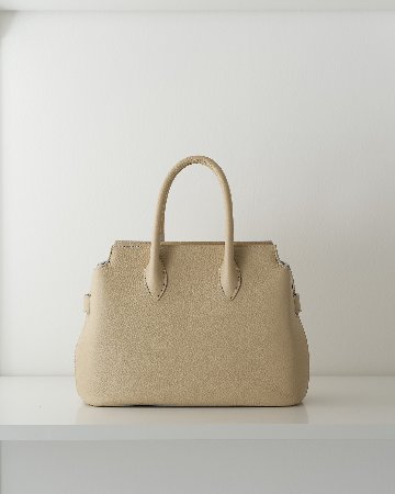 ＜9/3 21:00〜発売＞SHOJIFUJITA（ショウジフジタ）「BIRD2 シュリンク×ベージュ」 ハンドバッグの画像