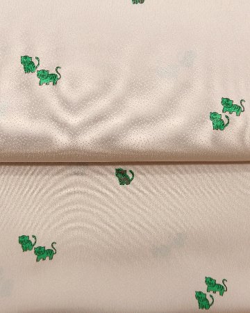 和小物さくら 帯揚げ トラモチーフ 灰桜＜即日発送可＞の画像