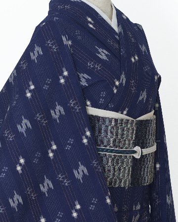 染織iwasaki（岩崎訓久・悦子）「絹と大麻の緯吉野の半巾帯」鉄紺 半幅帯の画像