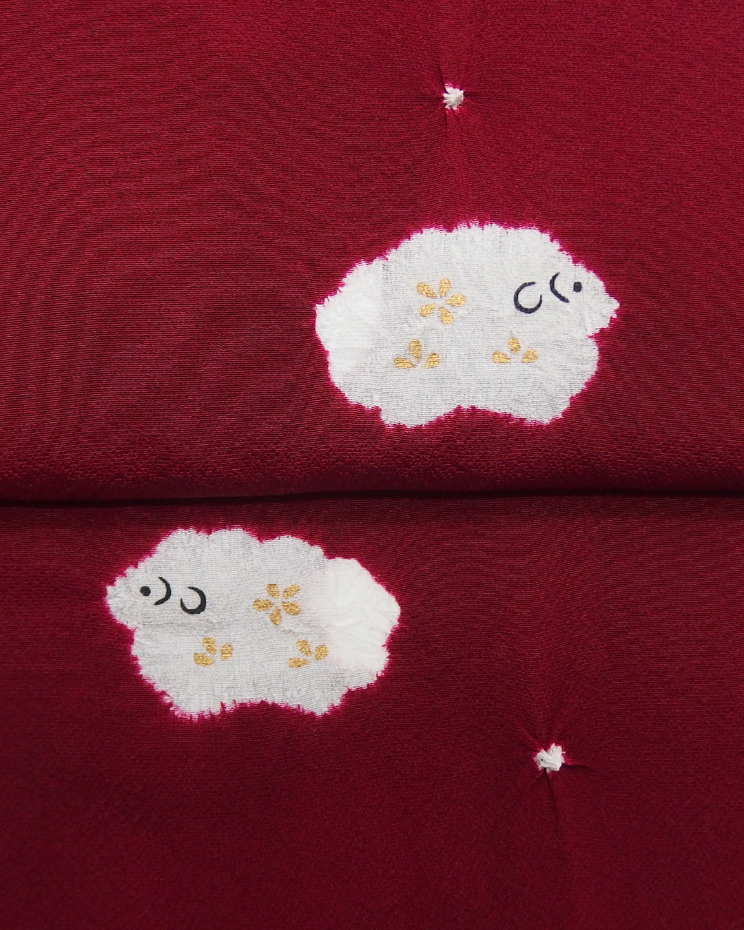 衿秀 帯揚げ 絞りの羊 濃紅  ＜即日発送可＞の画像