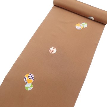 成謙 「円取割付・広幅 千成堂別注」飛び柄小紋 着尺 駱駝色（らくだいろ・茶系）＜お仕立て代込＞の画像