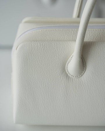 ＜10/7 21:00～発売＞千成堂着物店 利休バッグ 「国産・総本革(八寸三分・横長)」白よごし＜即日発送可＞の画像