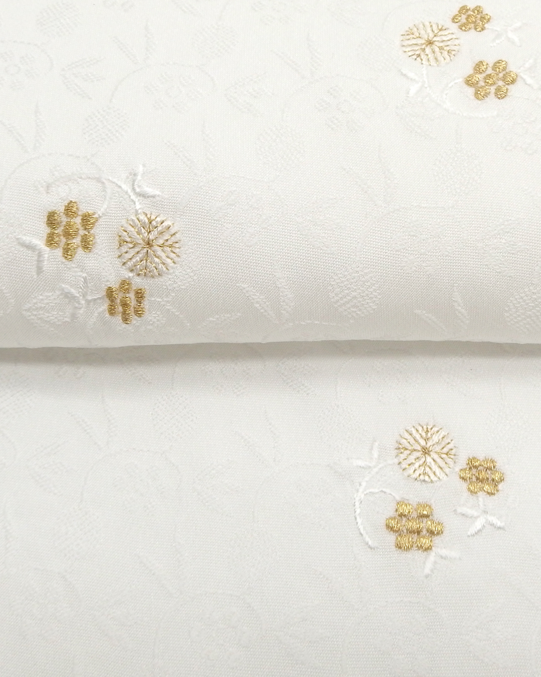 和小物さくら 帯揚げ 笹蔓文 白に金刺繍 ＜即日発送可＞の画像