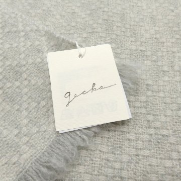 ＜10/28 21:00～発売＞ニシカワアツコ（織布gecko）「手織りのカシミヤストール（ショール）」 緑みのライトグレーの画像