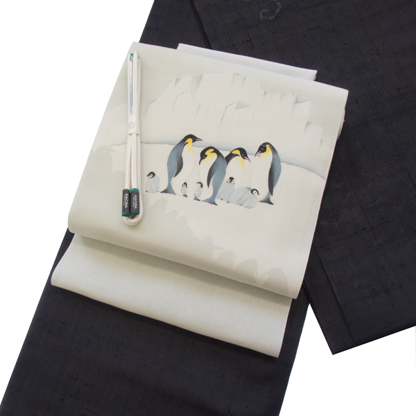 ＜お仕立て代込＞水橋さおり 「ペンギン」 九寸名古屋帯 染め帯 ミント系の薄灰色 夏帯 画像