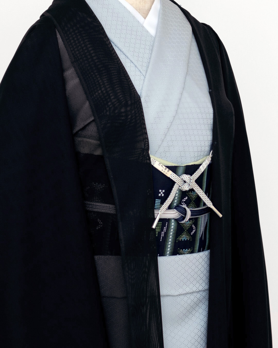 中村航太（中村正) 羽織紐 女短　吾妻 2色ドット柄 白にブルーと茶 切房 ＜即日発送可＞の画像