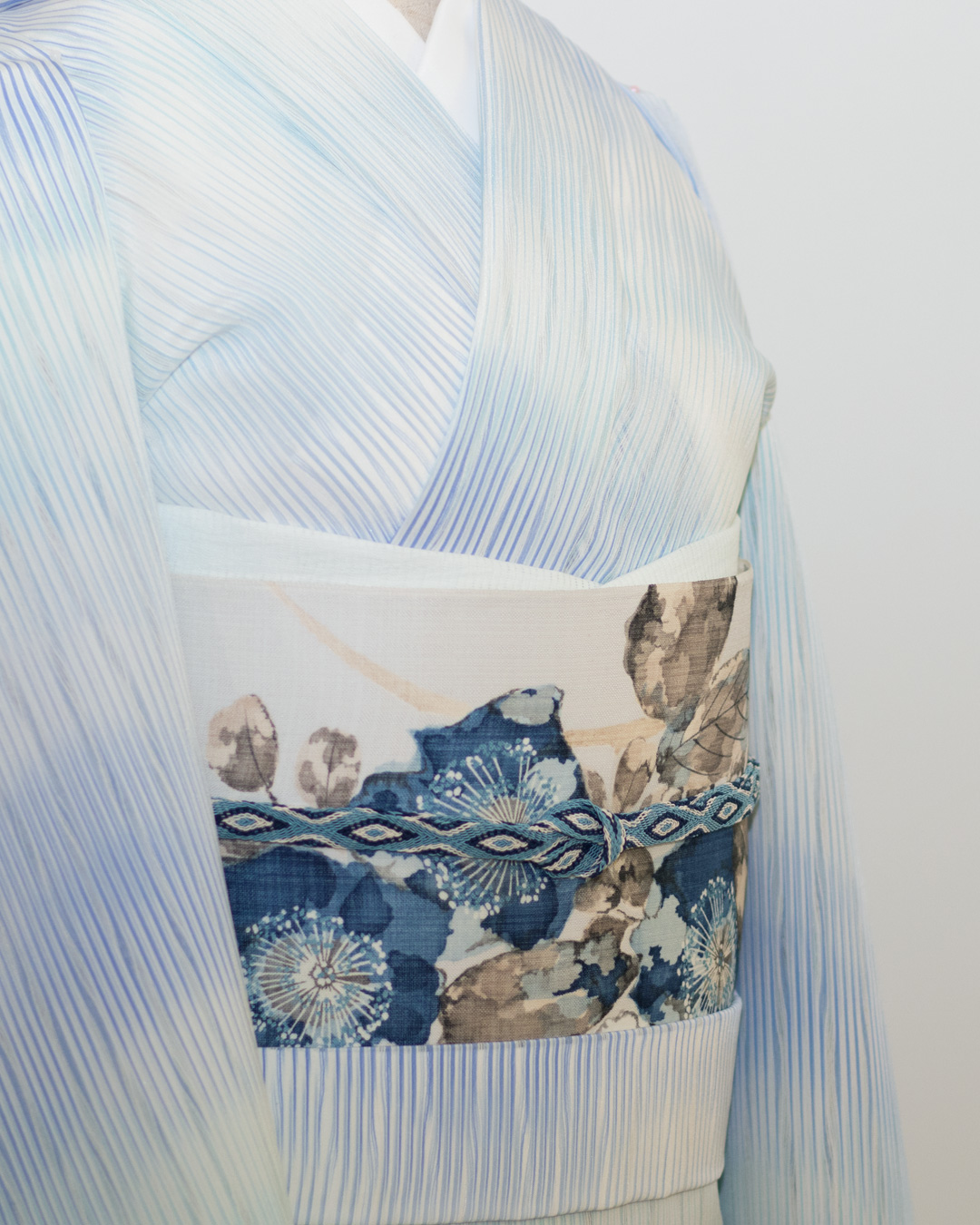 andekunde（アンデクンデ） 「皮籐 鉄線編み×少数民族の手紡・手織の藍染綿」 横型ハンドバッグ画像