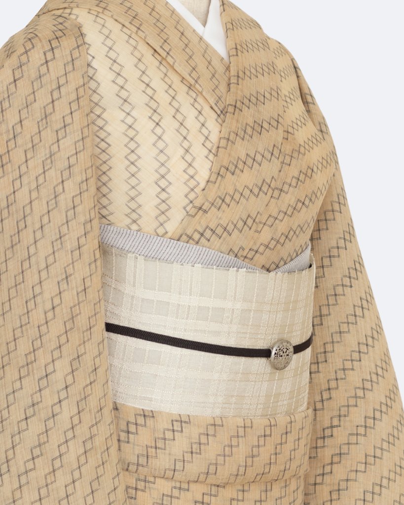 喜如嘉の芭蕉布 「番匠十玉（バンジョー・経緯絣・10玉）」 着尺 ＜自然布＞＜お仕立て代込＞の画像