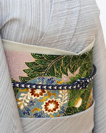 久呂田明功 「唐草に丸紋」 九寸名古屋帯 染め帯 浅紫色＜お仕立て代込＞の画像