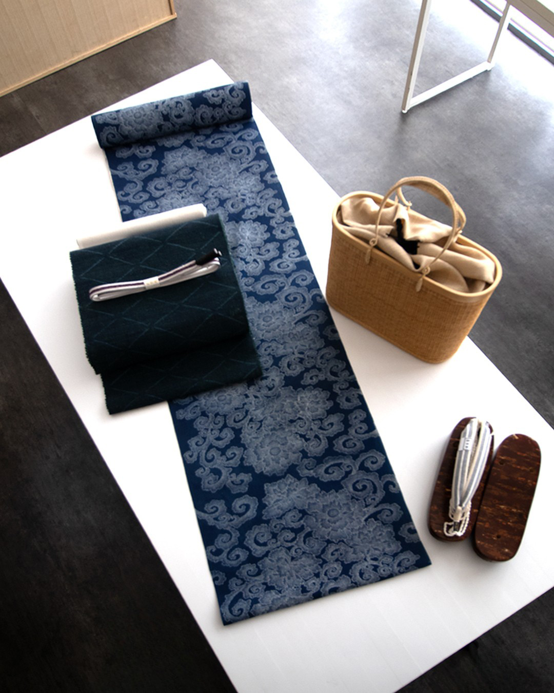 千成堂着物店 帯揚げ 「白 × 楊柳」 夏帯揚げ ＜即日発送可＞ の画像