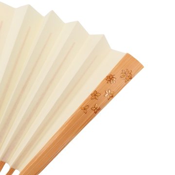 橋爪玲子 銀蒔絵の扇子 「百花（散らし）」 白竹(生成系)の画像