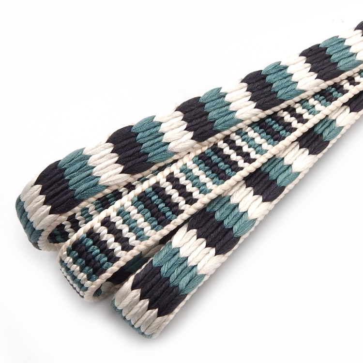 渡敬 帯締め 三段綾竹撚房 藍墨と水浅葱と白よごし ＜即日発送可＞の画像