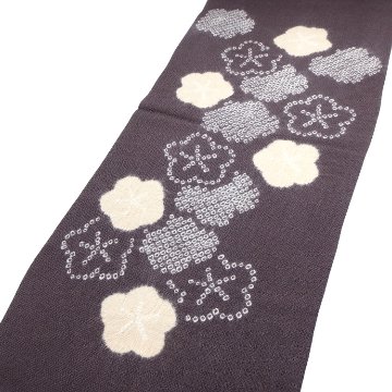 衿秀 帯揚げ 絞りの梅 疋田絞り 紫鳶 ＜即日発送可＞の画像