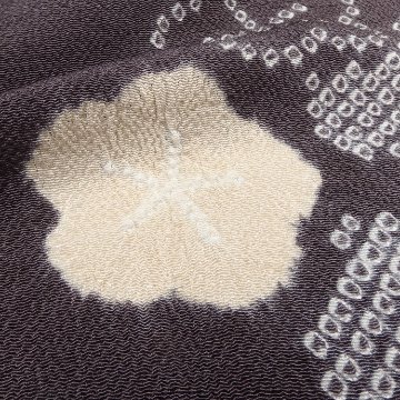 衿秀 帯揚げ 絞りの梅 疋田絞り 紫鳶 ＜即日発送可＞の画像
