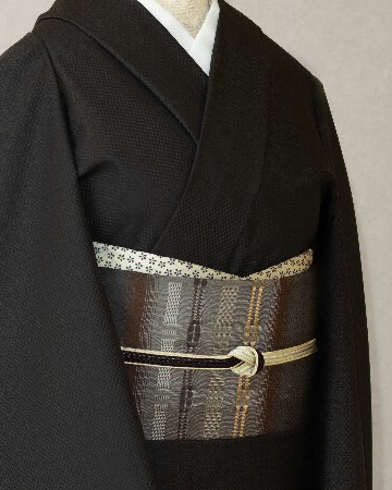 ＜お仕立て代込＞藤山千春 「草木染手織物 吉野間道」 九寸名古屋帯 茶系の画像