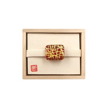 田上惠美子 硝子の帯留 「源氏物語二十七帖 篝火（かがりび）」 紅赤 ガラス・金箔の画像