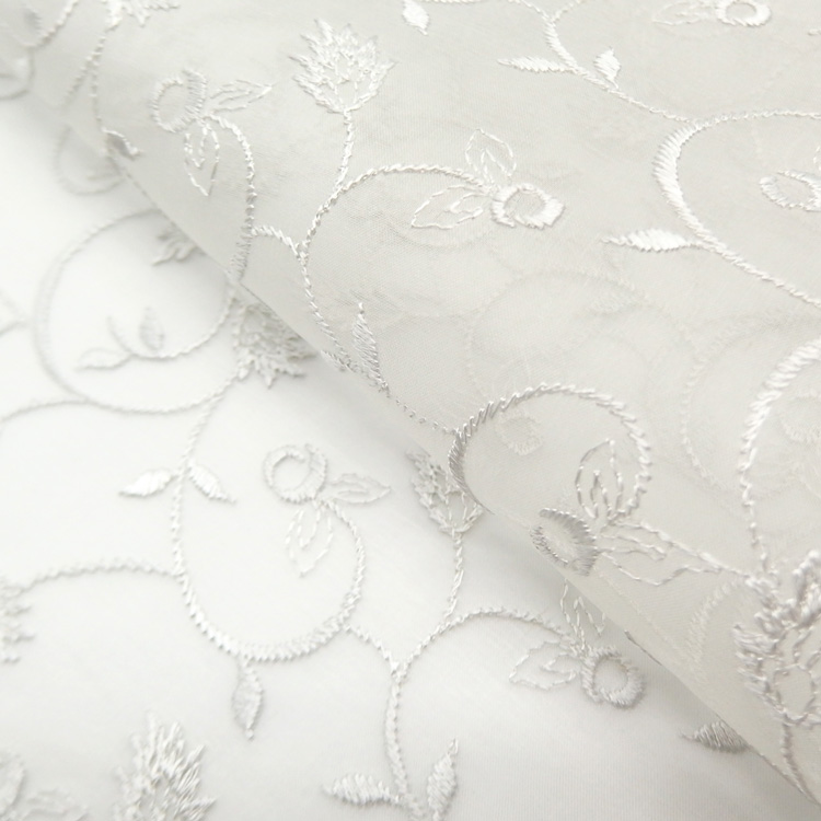 <お仕立て代込>伊と幸×千成堂着物店 「オーガンジー刺繍コート」 羽尺 灰白色の画像