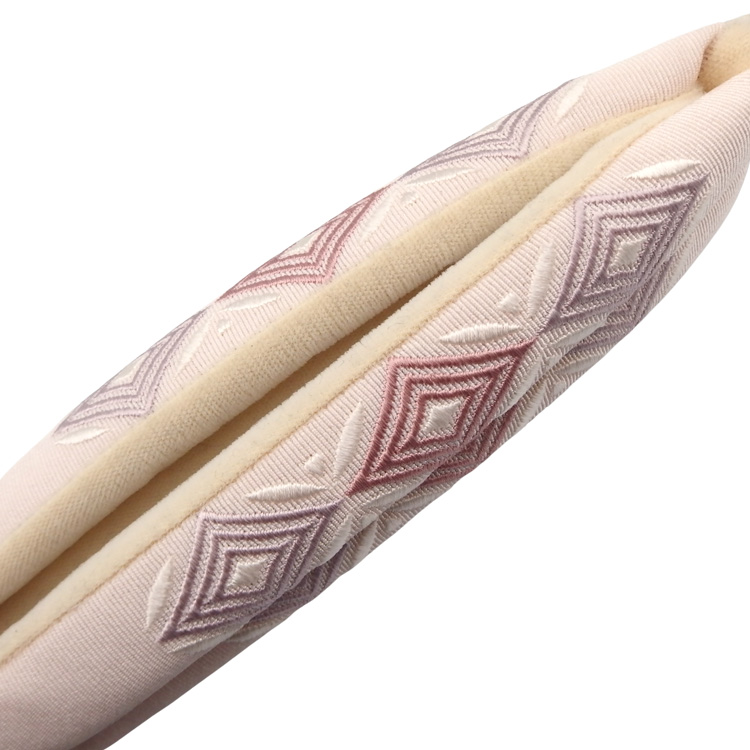 衿秀 鼻緒 刺繍菱文 桜鼠の画像