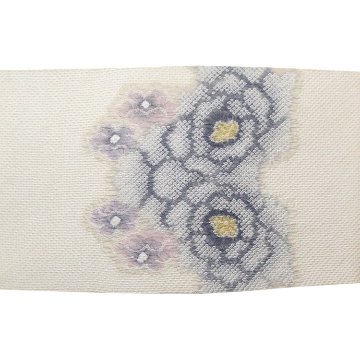 ＜お仕立て代込＞藤娘きぬたや 「総絞りの帯」 九寸名古屋帯 染め帯 練色の画像