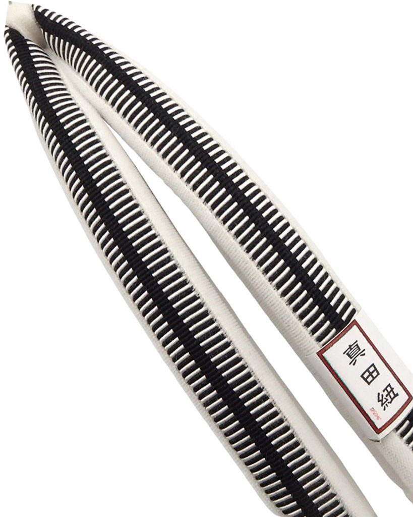 衿秀 鼻緒 真田紐 白地と黒に黒ラインの画像