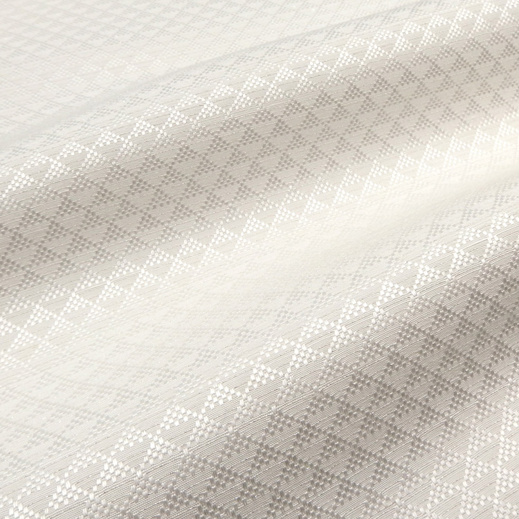 京都丹後の機屋×千成堂着物店 「鱗文」 銀節糸の帯揚げ 白×銀＜即日発送可＞ の画像