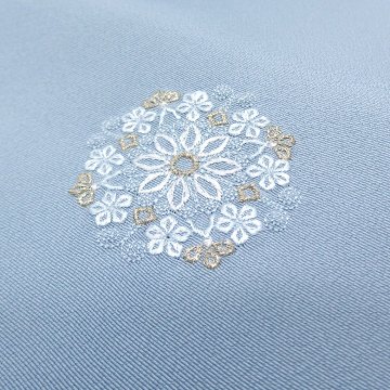 千成堂着物店 「刺繍×飛び柄の小紋」 道行コート（撥水加工済み）灰水色＜即日発送可＞の画像