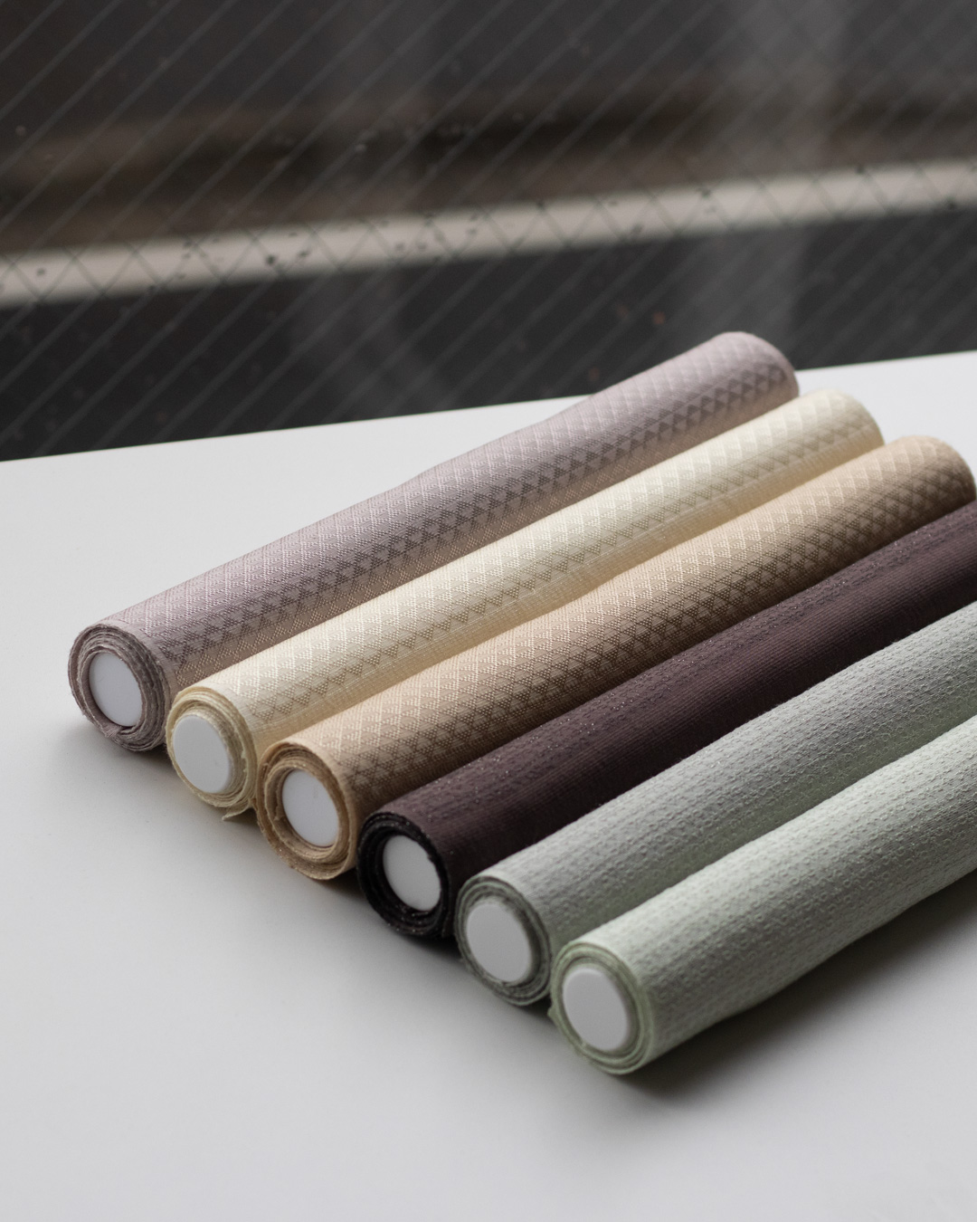 京都丹後の機屋×千成堂着物店 一点もの帯揚げ 「唐草×銀節糸」 青磁鼠×銀＜即日発送可＞ の画像