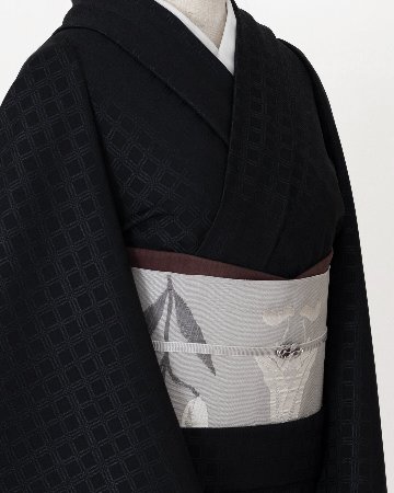 洛風林 「百合文（中喪・洒落兼用）」 九寸名古屋帯 灰白練（グレー系）＜お仕立て代込＞の画像