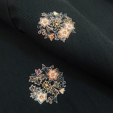 ＜お仕立て代込＞染の百趣 矢野 「華更紗文」 羽織 3シーズンコート ちりよけ 道中着に / 濃墨の画像