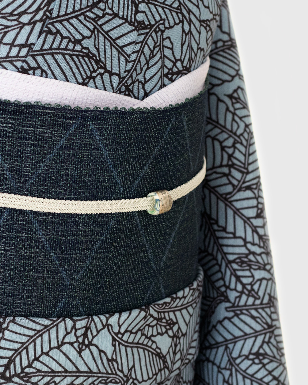 和小物さくら レース三分紐 夏帯締め 昼夜 青磁鼠と灰梅 ＜即日発送可＞の画像