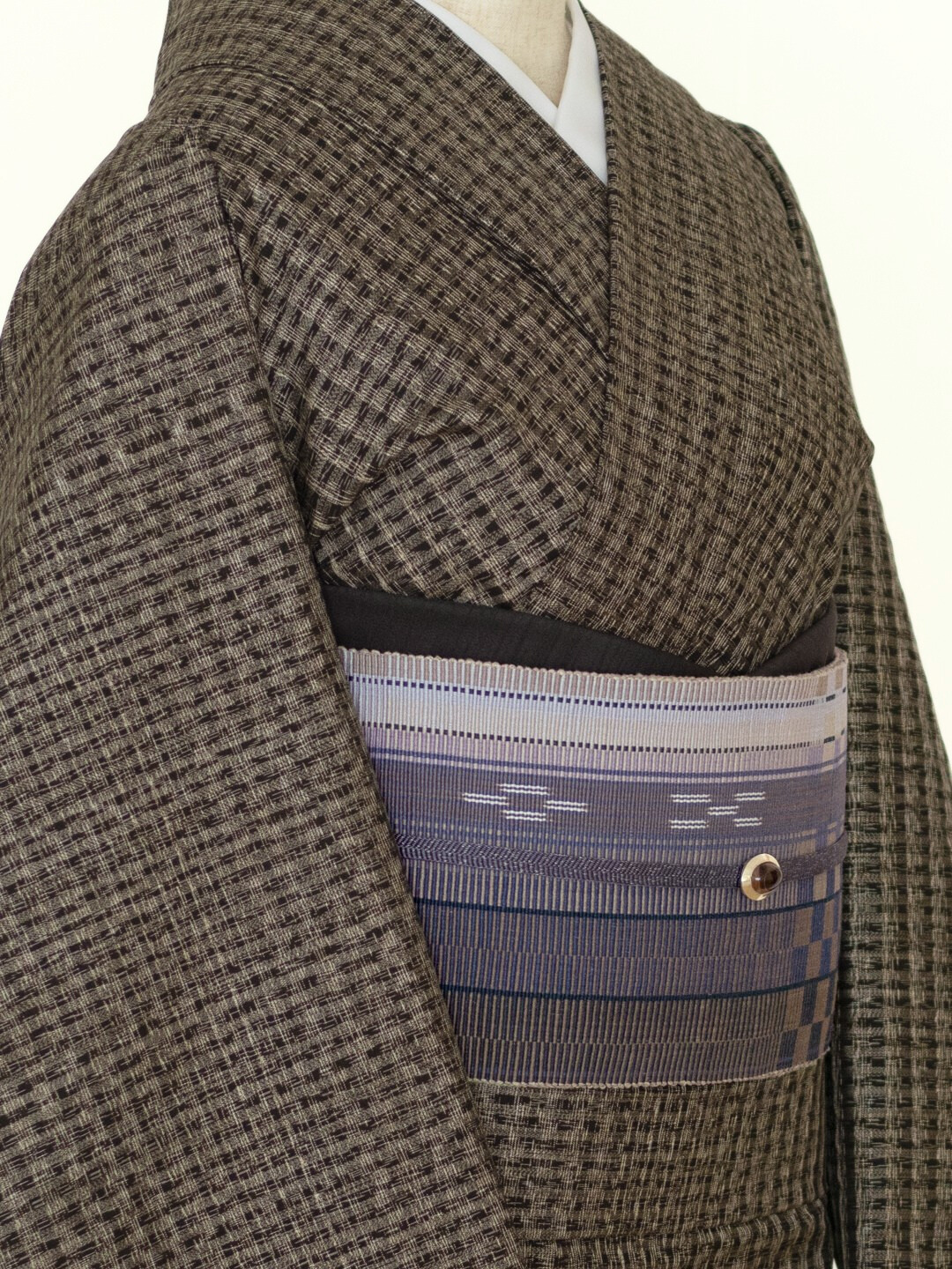 衿秀 帯締め 三分紐 墨に銀糸 ＜即日発送可＞の画像