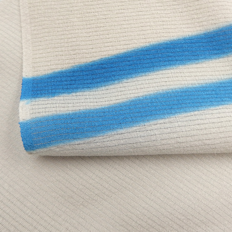 千成堂着物店 帯揚げ 「染分斜めぼかし × 絽」 夏帯揚げ 白茶に青＜即日発送可＞ の画像