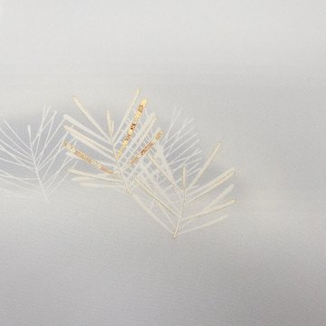 ＜お仕立て代込＞吉澤「松に四季」千成堂別注 友禅の付下げ 灰白色 の画像