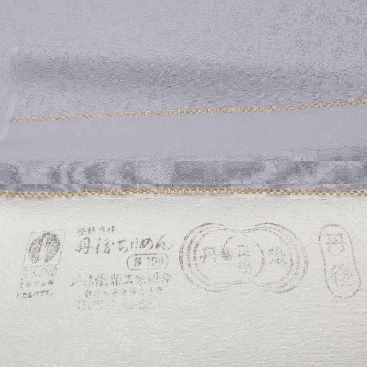 ＜お仕立て代込＞京都丹後の機屋×千成堂着物店 「葡萄唐草 伊予生糸 一尺三分着尺」 紫鼠 グレーみの紫系（色無地）の画像