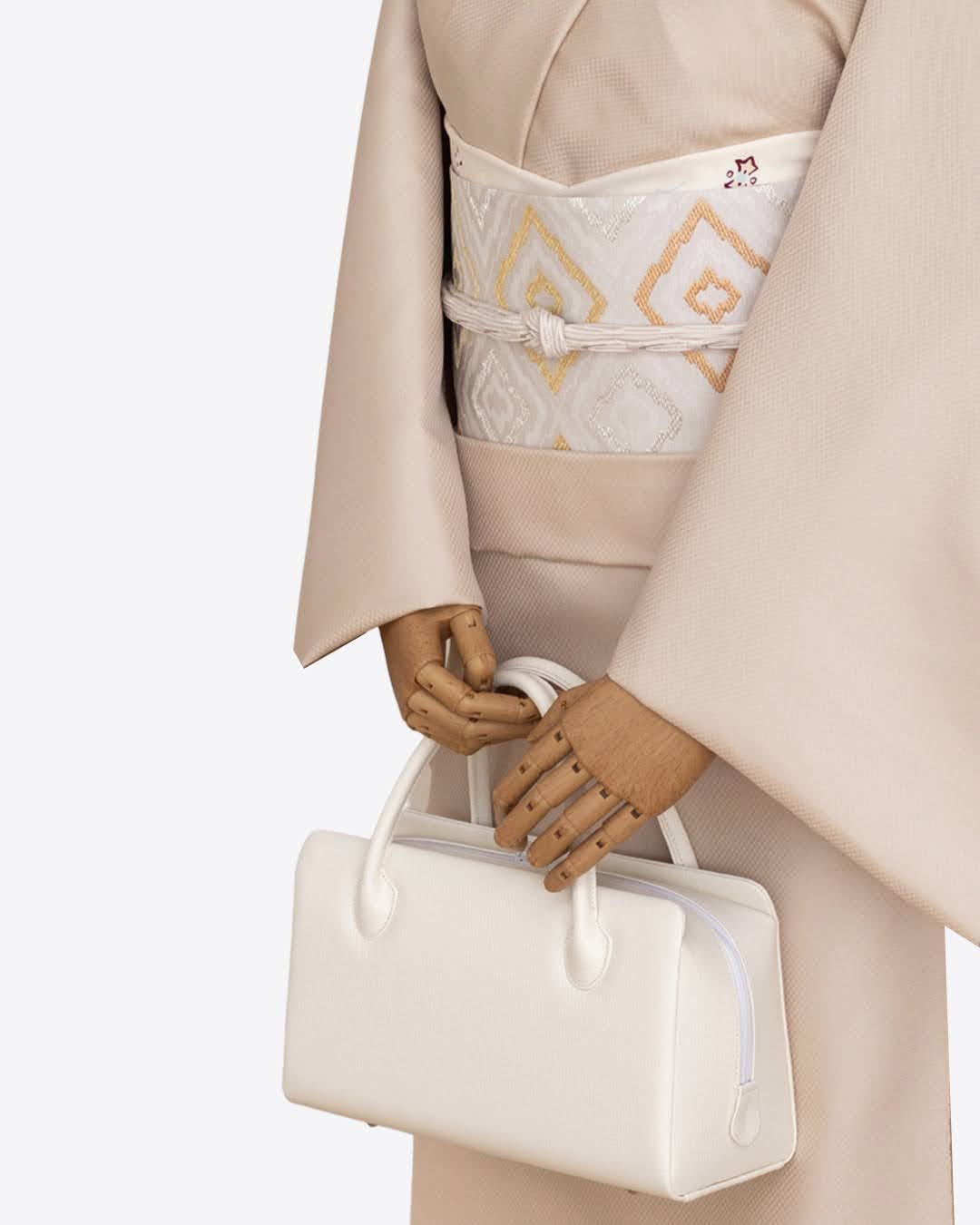 ＜お仕立て代込＞勝山さと子 「絹雲織市松 手織 一尺三分」 千成堂別注 着尺 白茶の画像