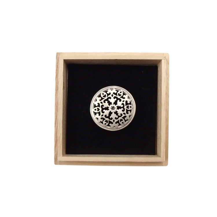 時園和代（TOKISONO）彫金の帯留め（小） 透かし彫り 「HEART-1」 千成堂別注の画像