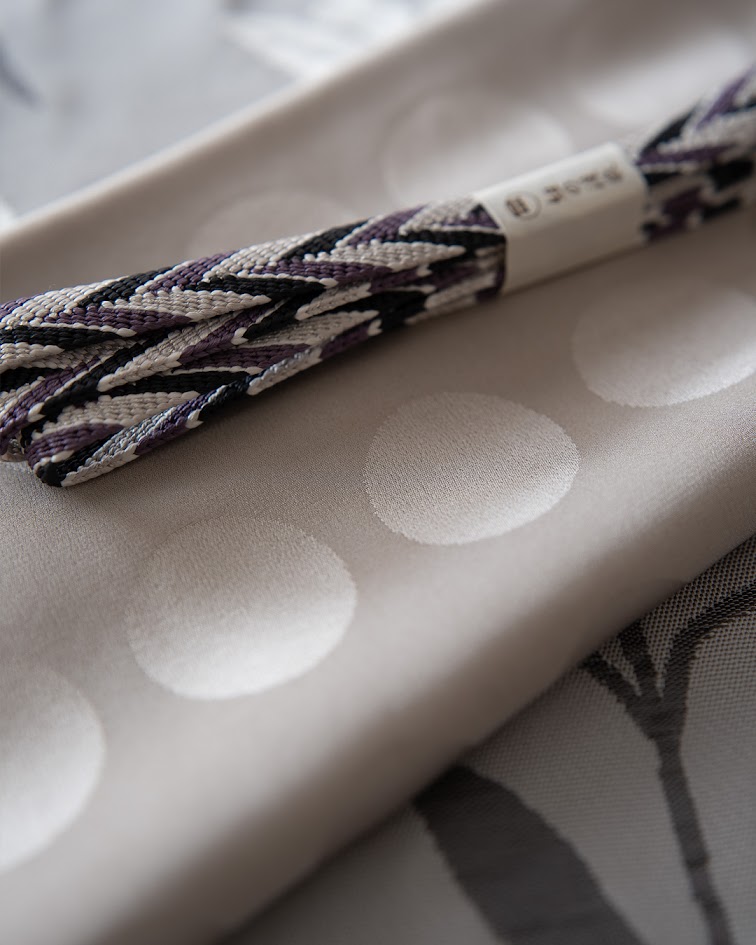 渡敬 帯締め 笹波三色木葉撚房(笹浪) 白・灰紫・鉄紺に銀糸＜即日発送可＞の画像