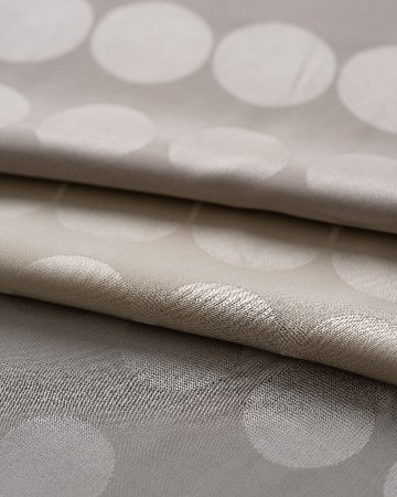 渡敬 帯揚げ ドット大小無地 丹後ちりめん 利休白茶（緑みの灰色系） ＜即日発送可＞の画像