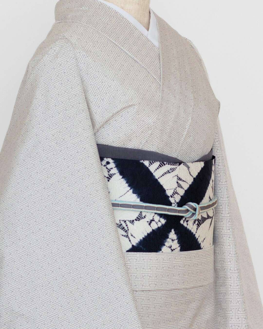 千成堂着物店 一点もの帯揚げ 「青褐色（紺グレー系） × 東雲（しののめ）」＜即日発送可＞ の画像