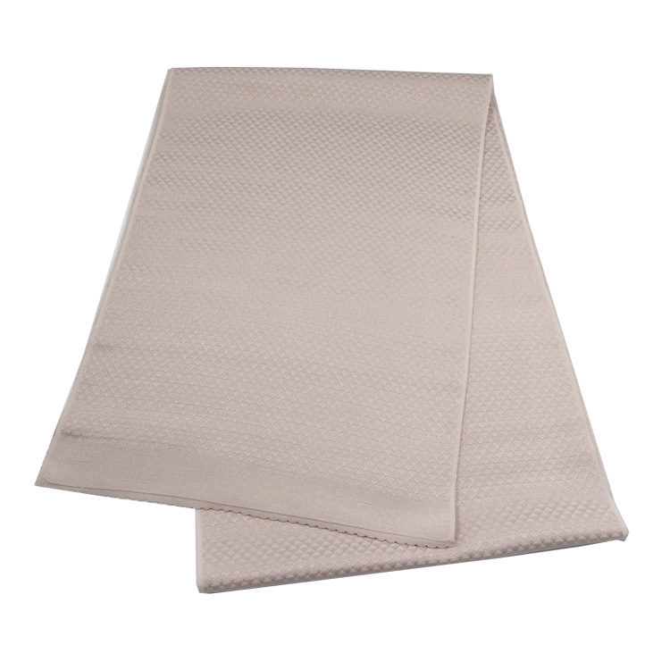 京都丹後の機屋×千成堂着物店 一点もの帯揚げ 「鱗×銀節糸」 薄灰桜色×銀＜即日発送可＞ の画像