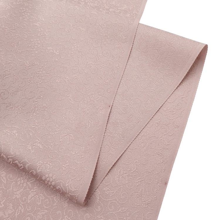 ＜お仕立て代込＞京都丹後の機屋×千成堂着物店 「葡萄唐草 伊予生糸 一尺三分着尺」 灰桜 グレーみのピンク系（色無地）の画像