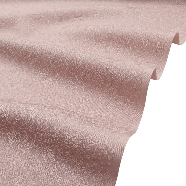 ＜お仕立て代込＞京都丹後の機屋×千成堂着物店 「葡萄唐草 伊予生糸 一尺三分着尺」 灰桜 グレーみのピンク系（色無地）の画像