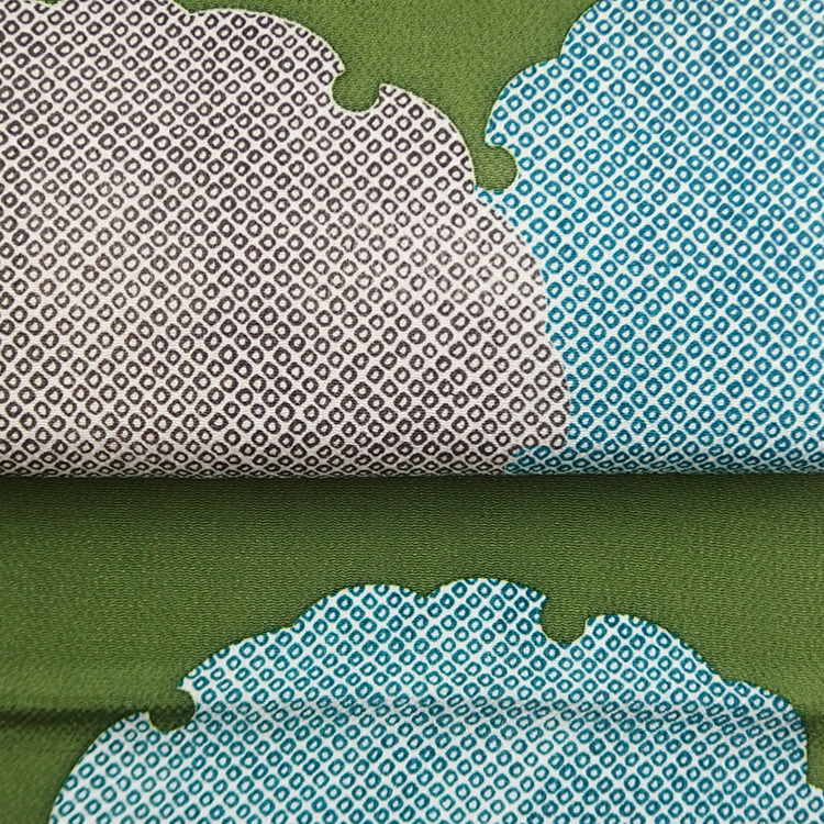 衿秀 帯揚げ 雪輪 縮緬 松葉色  ＜即日発送可＞の画像