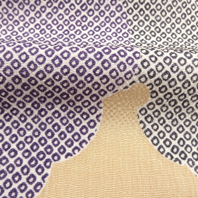 衿秀 帯揚げ 雪輪 縮緬 練色  ＜即日発送可＞の画像