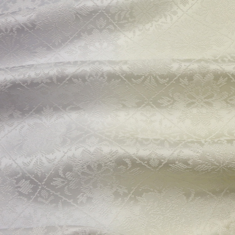 衿秀 帯揚げ 菱に花紋ぼかし 白緑と月白 ＜即日発送可＞の画像