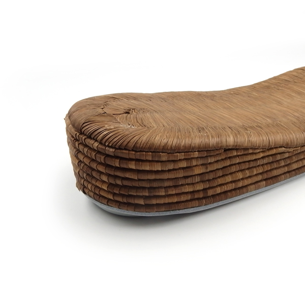 衿秀 南部カラス表（畳表・志那表）「前3後7」 草履の台 茶 （M・Ｌサイズ）の画像