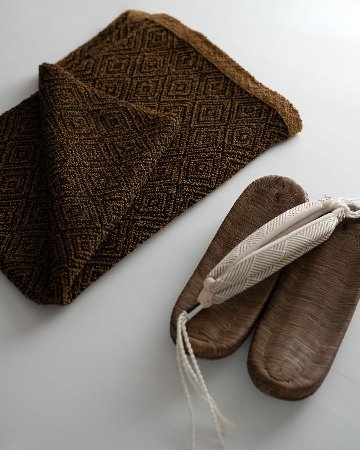 Kameli apartment（カメリ アパートメント）「茶×紺」手織り大判ストール（ショール）リネン×ウール＜即日発送可＞の画像