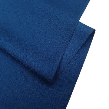 ＜お仕立て代込＞京都丹後の機屋×千成堂着物店 「葡萄唐草 伊予生糸 一尺三分着尺」紺瑠璃 青み・ブルー系（色無地）の画像