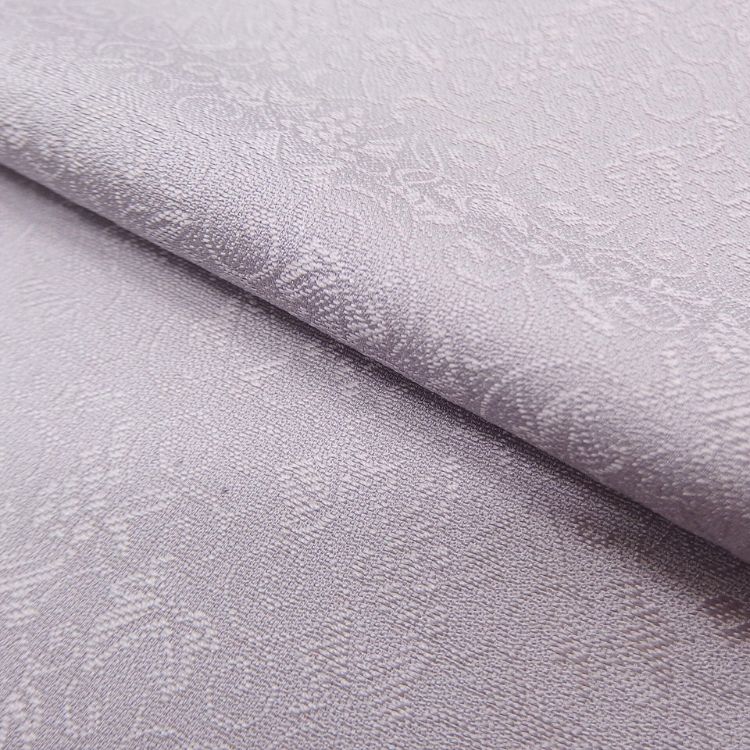 ＜お仕立て代込＞京都丹後の機屋×千成堂着物店 「葡萄唐草 伊予生糸 一尺三分着尺」薄灰紫（色無地）の画像